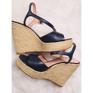Kate Spade Black Leather Wedge Sandal✨7 1/2!
